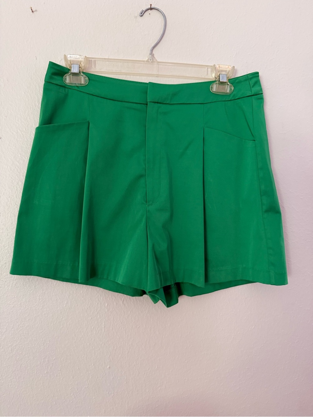 Zara Green High-Waist Pleated Shorts Sz M Cotton Sateen Short Inseam